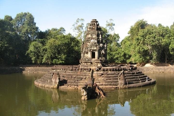 Half-Day Preah Khan & Neak Pean Temples Tour from Siem Reap photo 2