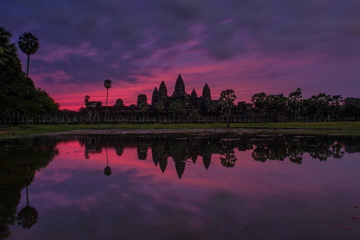 3-Day Angkor Wat Tour: Major Temples, Banteay Srei & Beng Mealea photo 1