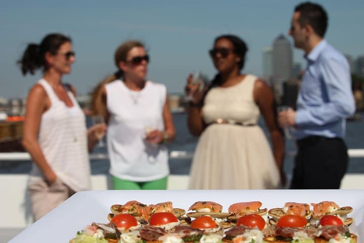 River Thames Evening Cruise: Sunset Sparkling Wine & Canapés photo 5