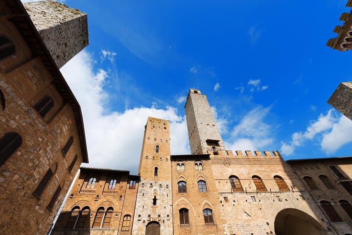 Guided Hiking in Tuscany: Private Day Trek from Siena to San Gimignano photo 4