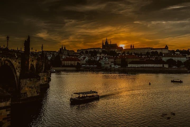 Prague Devil's Channel Cruise on the Vltava — 50-Min Scenic Boat Tour photo 4