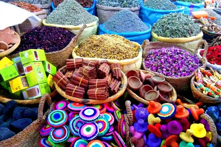 Marrakech Medina Walking Tour with Licensed Guide — Koutoubia, Bahia Palace & Saadian Tombs photo 6