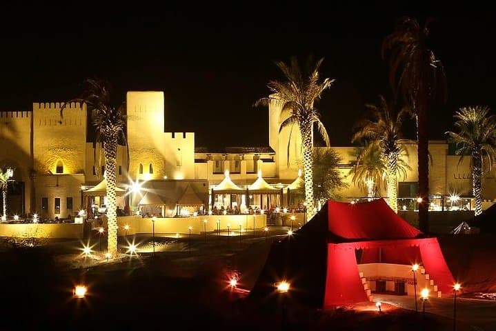 Al Sahra Desert Dinner: Arabian Night Dining & Entertainment from Dubai