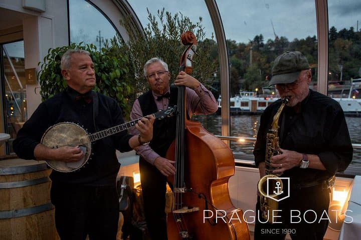 Prague Night Dinner Cruise: 3-Hour Vltava Buffet, Live Music & Castle Views photo 4