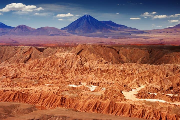 4-Day Private San Pedro de Atacama: Moon Valley, Altiplano Lakes & Tatio Geysers