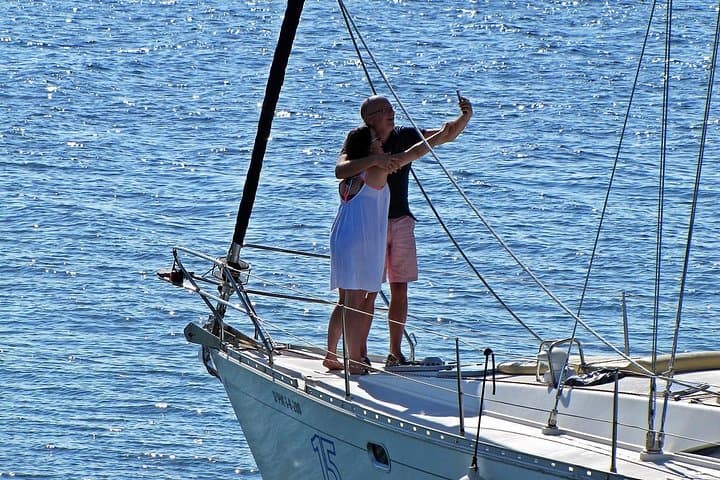 Exclusive Day Sailing on Bahía de Palma — Private Sail, Snorkel & Paddleboard photo 6