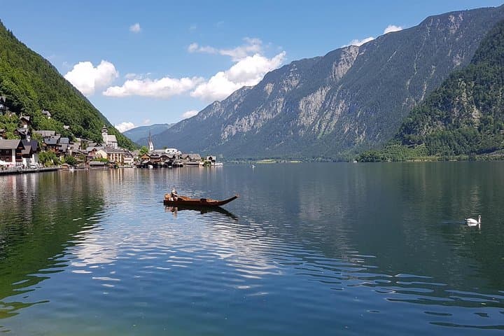 Private Custom Hallstatt & Lake District Tour from Salzburg — 8‑Hour Lake District Experience