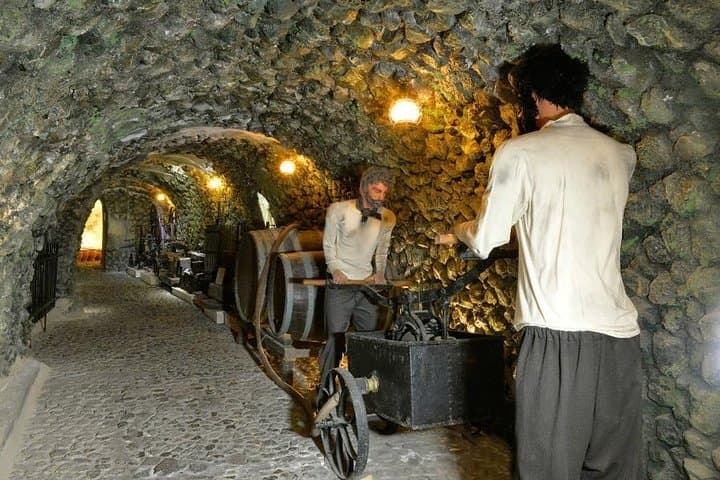 Santorini Wine Roads: Half‑Day Caldera Tasting and Oia Stroll photo 3