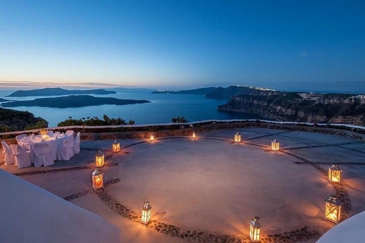 Santorini Wine Roads: Half‑Day Caldera Tasting and Oia Stroll photo 4