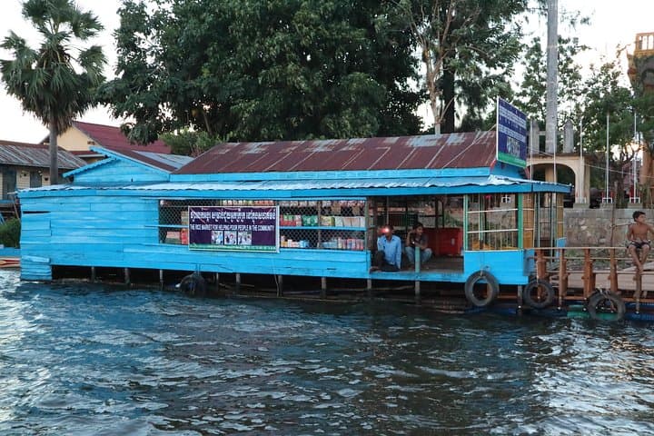 Kompong Phluk Floating Village Half‑Day Private Boat Tour — Siem Reap Tonle Sap photo 6
