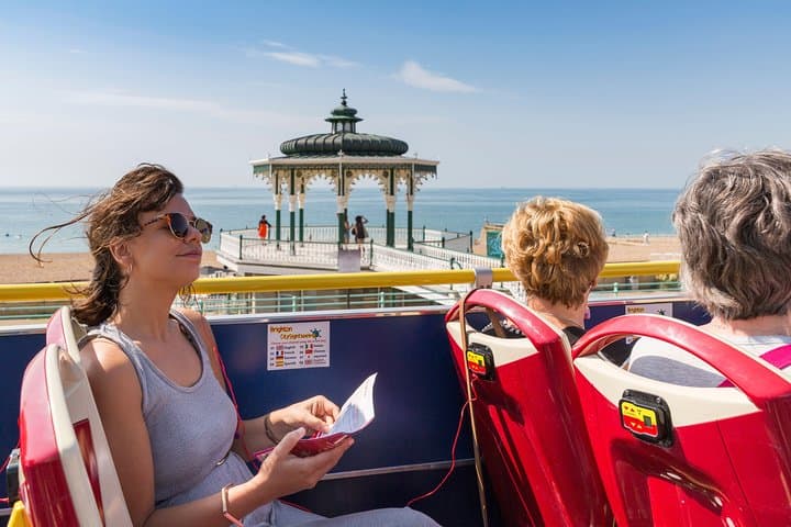 Brighton by Bus: Hop-On Hop-Off Sightseeing Guide photo 3