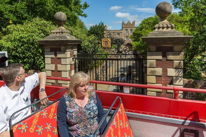 Cambridge Hop-On Hop-Off Bus Tour: See Colleges, Cambridge American Cemetery & River Cam photo 4