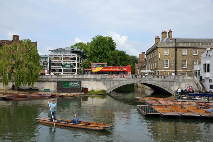 Cambridge Hop-On Hop-Off Bus Tour: See Colleges, Cambridge American Cemetery & River Cam photo 5
