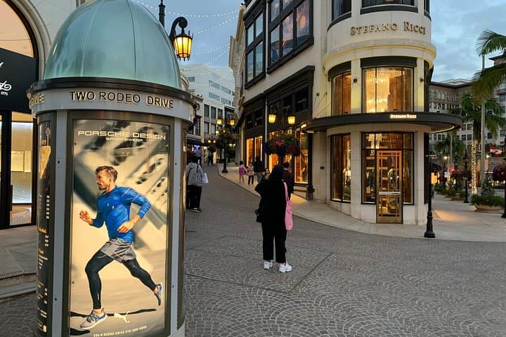 Private Los Angeles City Tour: Hollywood Sights, Scenic Views & Personalized Itinerary photo 3