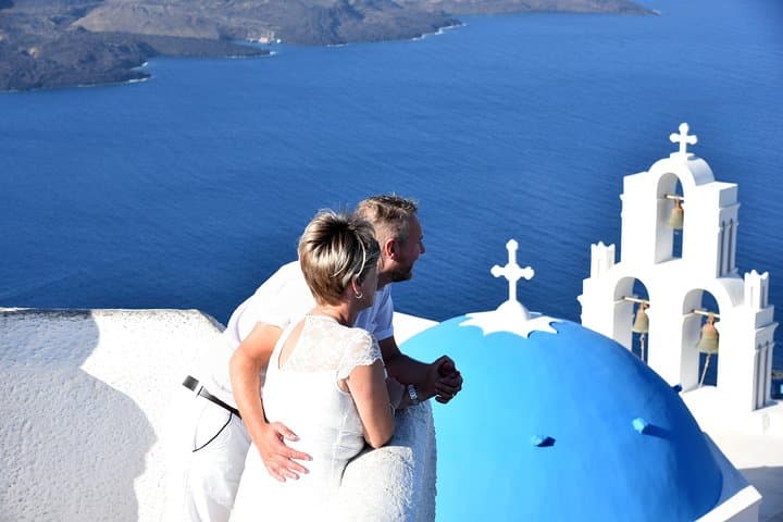 Discover the Hidden Highlights of Santorini in Four Hours photo 2