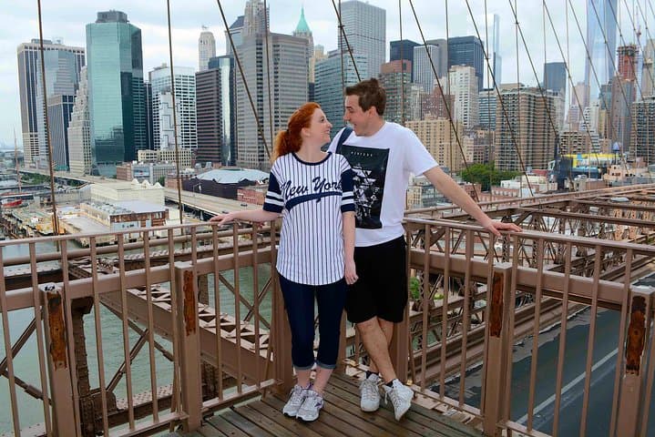 Private NYC Walking Tour and Professional Photoshoot: Capture Manhattan's Icons