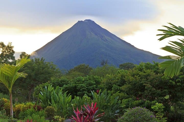 9-Day Volcanoes, Rainforest & Caribbean Coast Adventure from San José photo 4