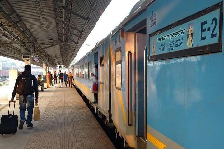 Golden Triangle in 4 Days: Fast-Train Tour of Delhi, Agra & Jaipur photo 3