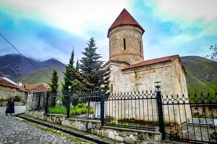 Independent Multi-Day Azerbaijan Tour: Baku to Lahij, Gabala & Sheki