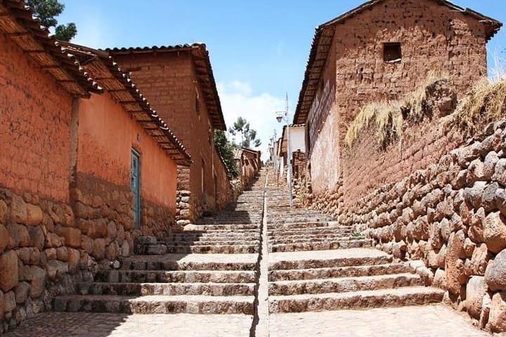 Full-Day Sacred Valley Private Tour from Cusco: Chinchero, Ollantaytambo & Pisac photo 6