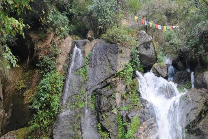 Kathmandu Rim Valley Trek: 3-Night Chisapani to Nagarkot to Dhulikhel Hiking Itinerary photo 3