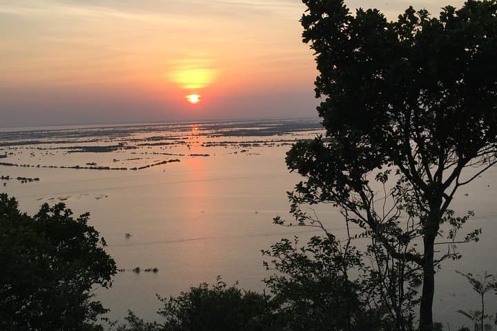 Siem Reap Sunset: Kompong Pluk Floating Village & Full-Day City Tour