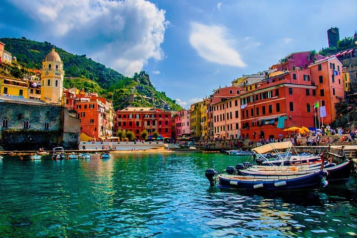 Private Cinque Terre Day Trip from Florence — Train, Boat & Coastal Lunch