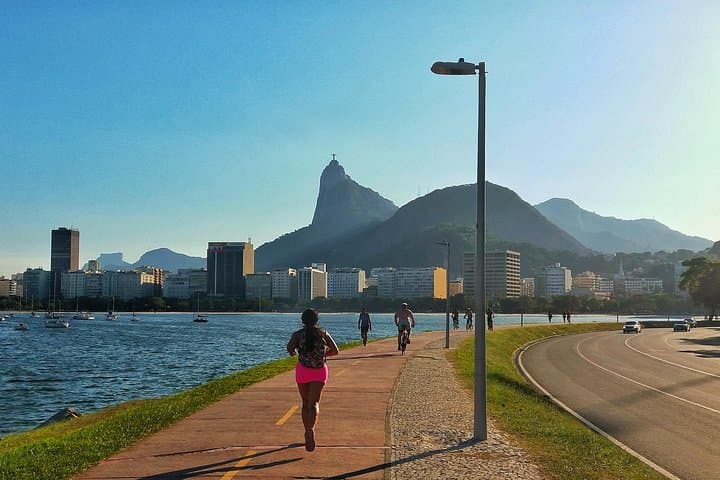 Rio Running Tour & Sugarloaf Sunset — 10km Urban Run to Urca photo 6