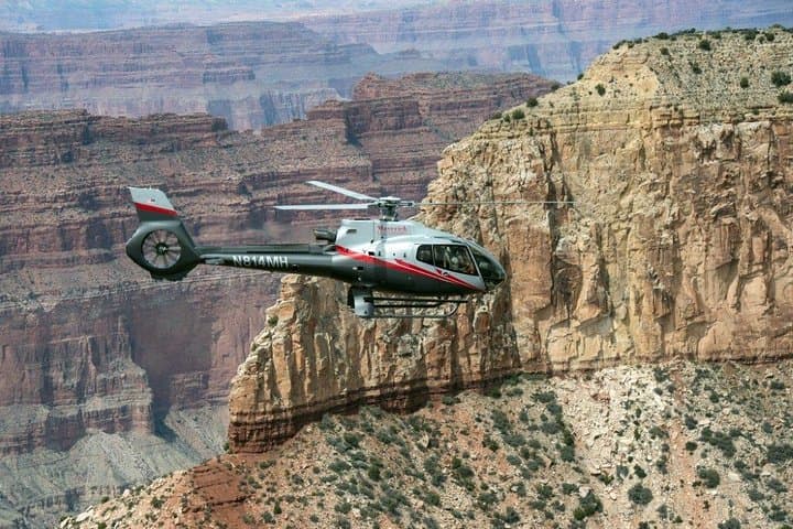 45-Minute Helicopter Flight Over the Grand Canyon from Tusayan — Dragon Corridor Aerial Tour