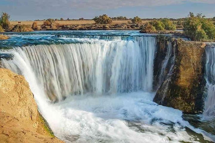 Full-Day Tour from Cairo to Al Fayoum: Lake Qarun, Water Wheels & Wadi El Rayan