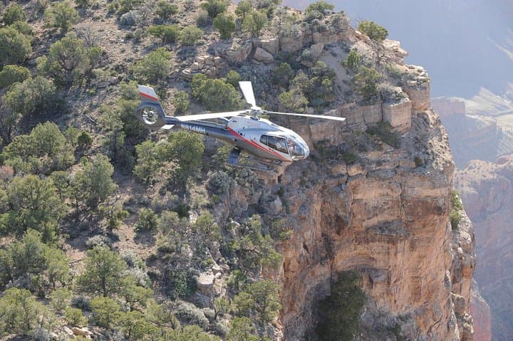 45-Minute Helicopter Flight Over the Grand Canyon from Tusayan — Dragon Corridor Aerial Tour photo 6