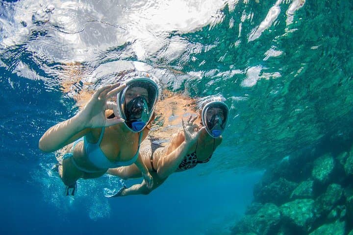 Guided Snorkel at Blue Bay House Reef — Shore Snorkeling in Curaçao photo 3