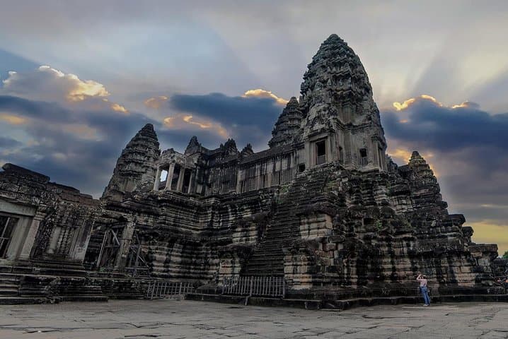 4-Day Angkor & Kulen Mountain Temple Expedition from Siem Reap photo 2