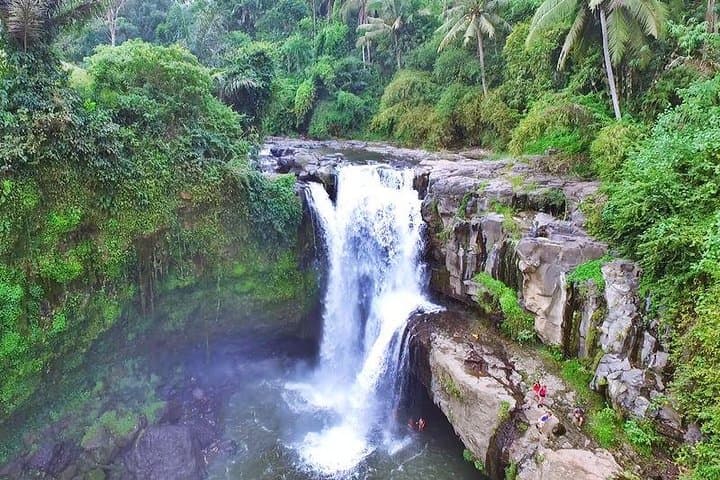 Private Ubud and Mount Batur Volcano Day Trip: Rice Terraces, Temples & Waterfall photo 2