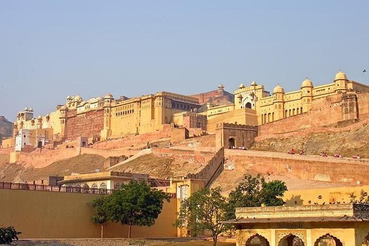 Day Trip to Jaipur from Delhi: Amber Fort, City Palace & Bazaar photo 6