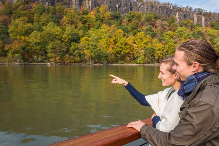 Hudson River Fall Foliage Cruise from Chelsea Piers photo 5