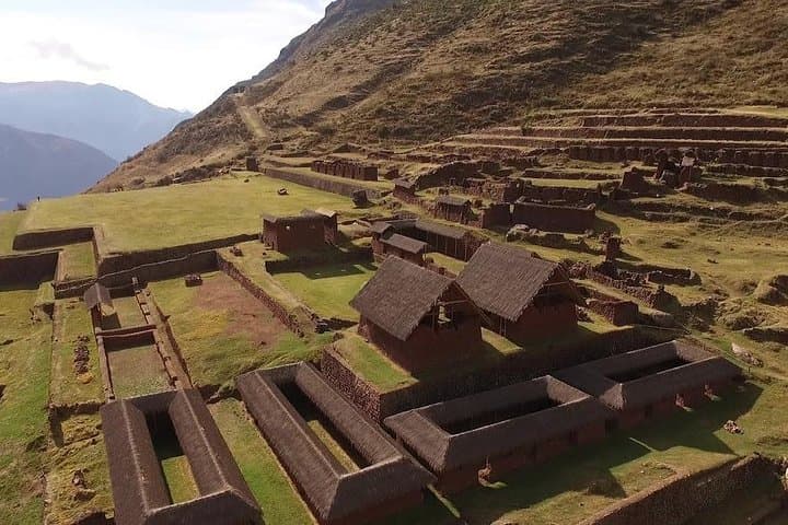Llama Trek to Huchuy Qosqo: 2-Day Lamay Andean Hike from Cusco photo 3