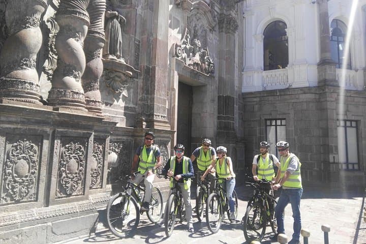 Discover Quito by Bike: Parks, Old Town & Local Flavors on a 4‑Hour City Ride photo 4