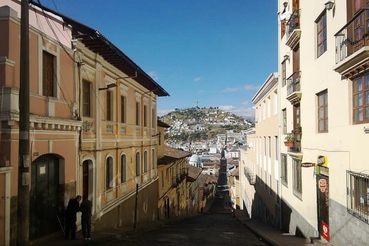 Discover Quito by Bike: Parks, Old Town & Local Flavors on a 4‑Hour City Ride photo 5
