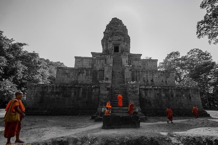 5-Day Angkor Highlights: Angkor Wat, Koh Ker, Beng Mealea & Kulen Waterfall photo 4