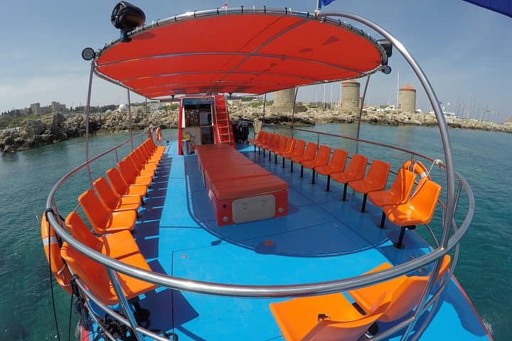 Mandraki Submarine Tour: 45-Minute Undersea Cruise in Rhodes photo 3