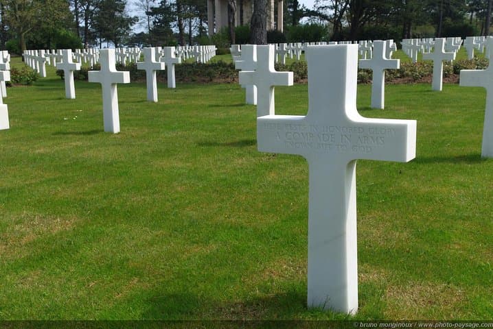 D-Day Landing Beaches & Mont-Saint-Michel: Full-Day Excursion from Caen