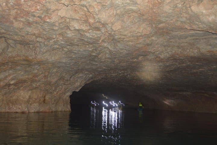 Cave Kayaking & Zipline: Nohoch Che'en Day Trip from Ambergris Caye photo 5