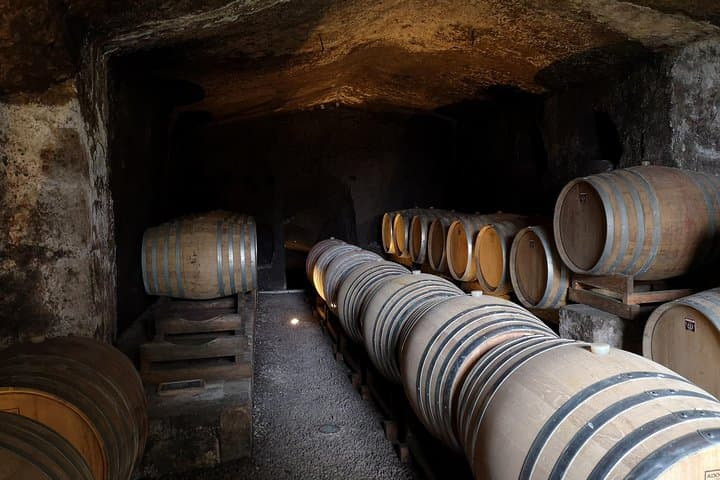 Orvieto E‑Bike Wine Tour: Tuff Cliffs, Caves & Two Family Wineries