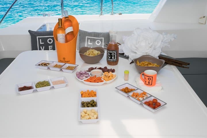 St Maarten Luxury Catamaran: Full-Day Sail, Snorkel & Turtle Swim photo 5