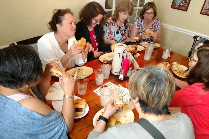 Garden District Food & History Walking Tour — New Orleans Weekend Guide photo 2