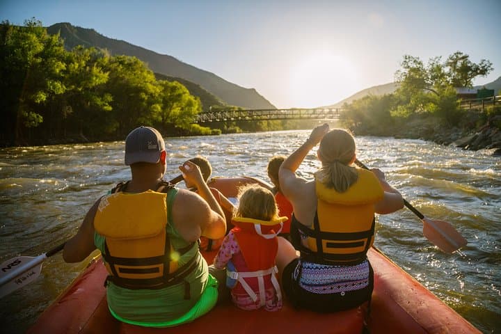 scenic-canyon-half-day-float-glenwood-canyon-colorado-river photo 5