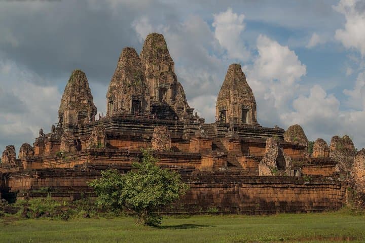 3-Day Angkor Wat & Kulen Mountain Waterfall Tour — Small & Big Circuit Temples photo 4