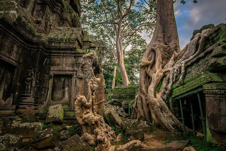 3-Day Angkor Wat & Kulen Mountain Waterfall Tour — Small & Big Circuit Temples photo 5