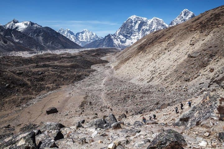 Everest Base Camp Trek — 13-Day High-Altitude Classic in Sagarmatha photo 6